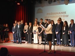 pozegnanie-maturzystow_14