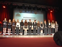 pozegnanie-maturzystow_17